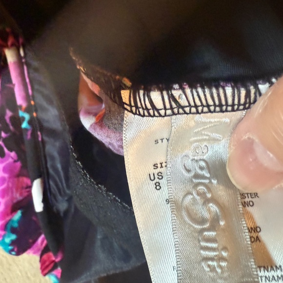 NWT Magicsuit by Miracle Suit Cypress Rita Tankini) top only) size 8 - Picture 11 of 11